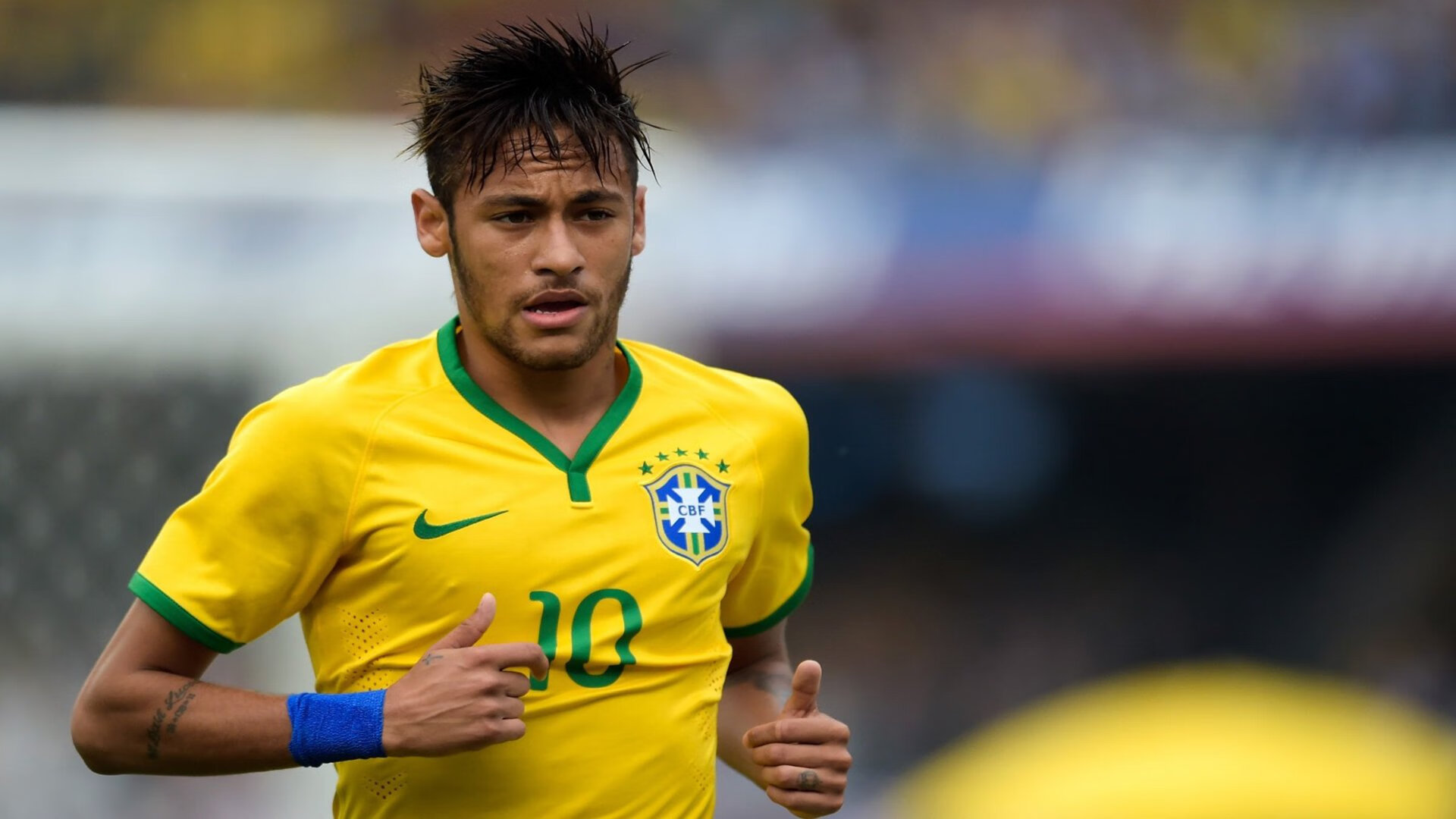 “安赫尔·巴尔博萨的速度与力量结合,成为美洲狮队的新进攻核心”